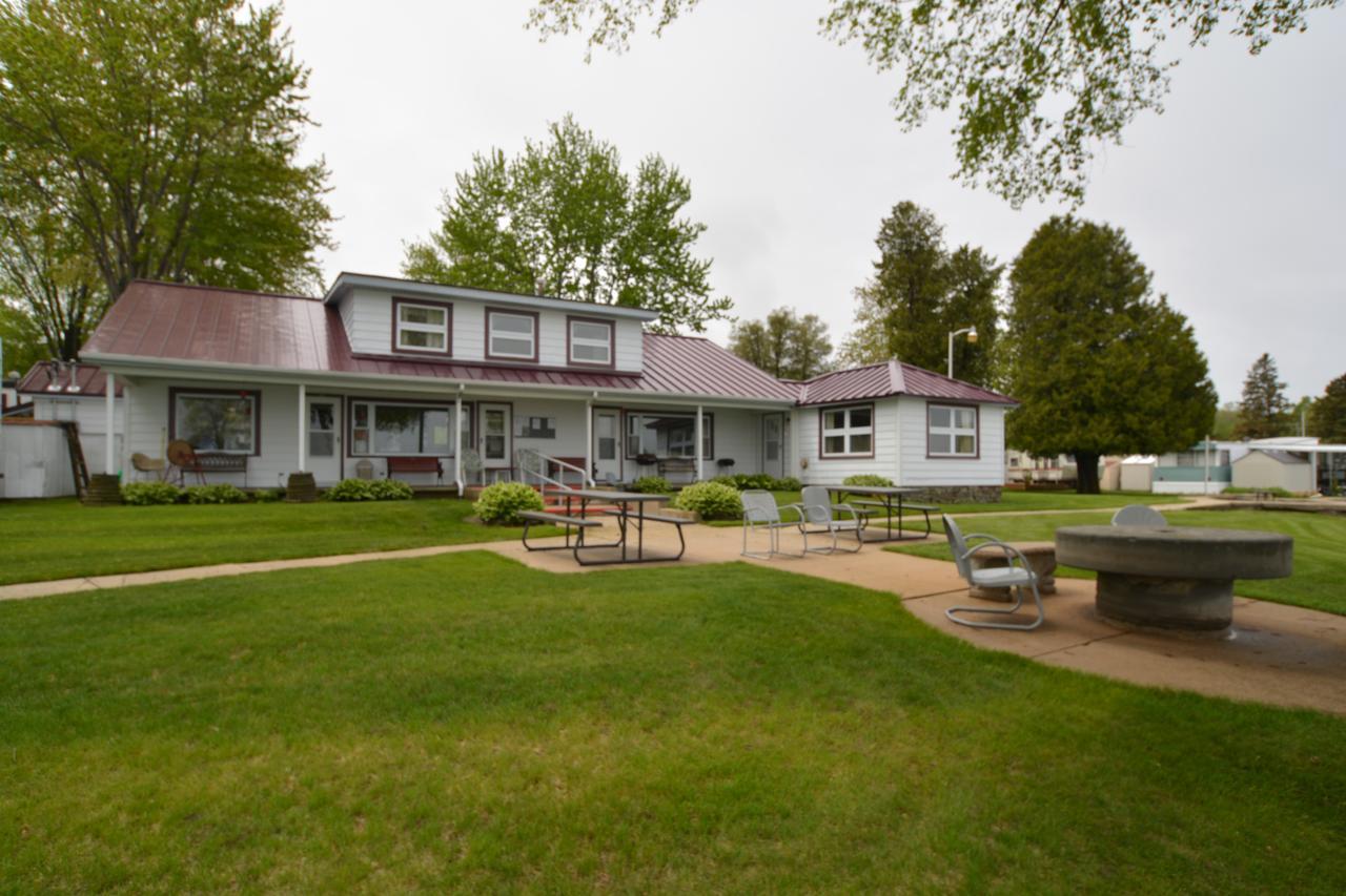 Hotel Whalens Grindstone Shores Inc. Frankenmuth Exterior foto